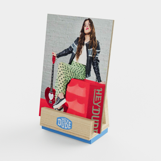 TABLE DISPLAY GRAPHIC HOLDER